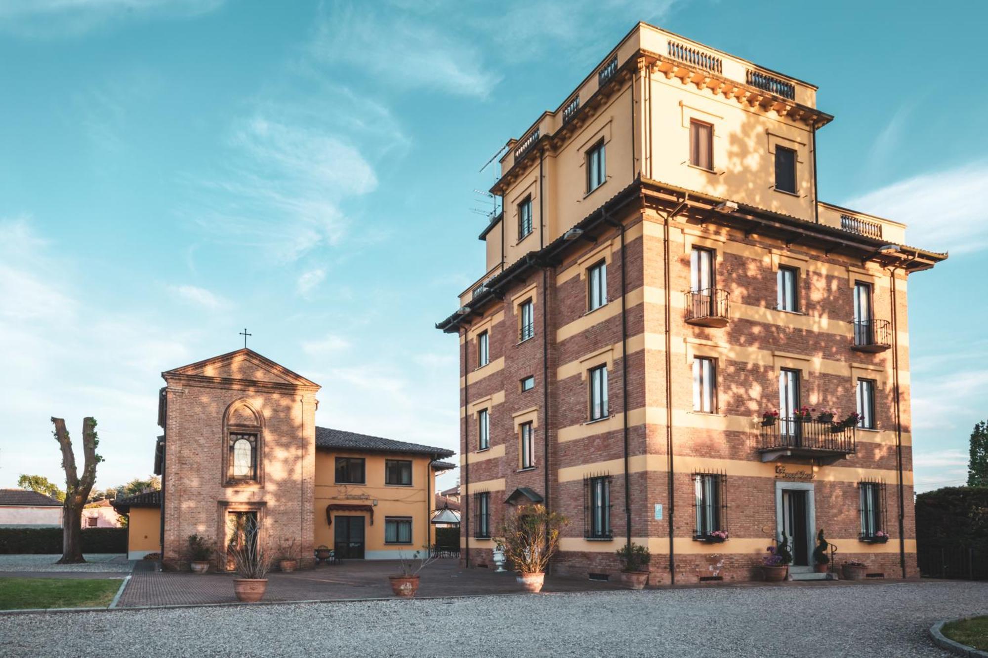 Hotel Villa Liberty Pontecurone Luaran gambar